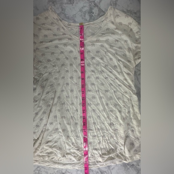 LOFT White Short Sleeve T-Shirt with Elephant print - Picture 4 of 5